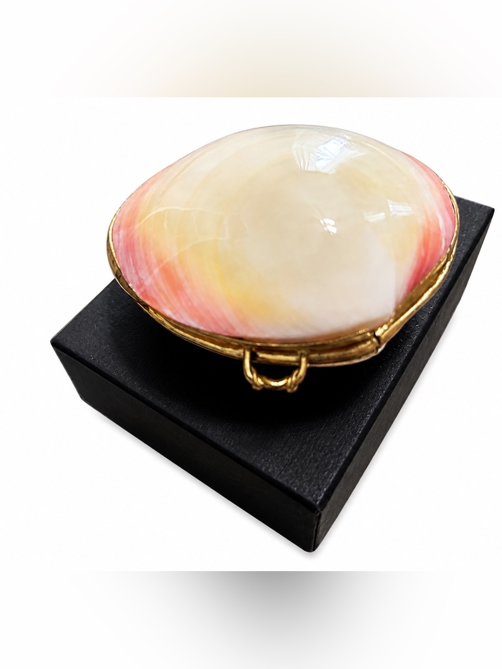 Vintage Coastal Grandmillennial Seashell Trinket Box - Pink Gold Tone Hinged